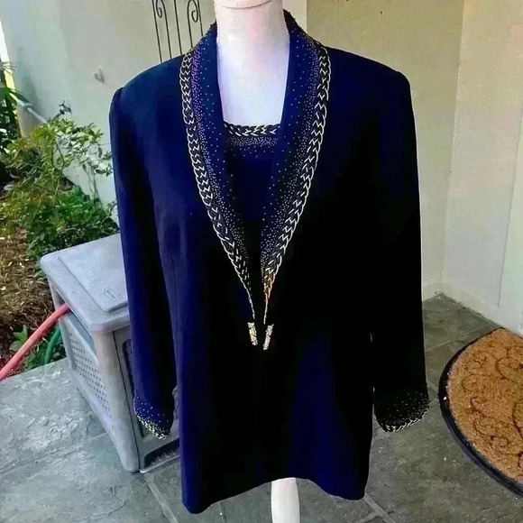 Verucci beaded jacket with matching sleeveless shirt. Size 14. M. Excellent cond - Picture 13 of 16